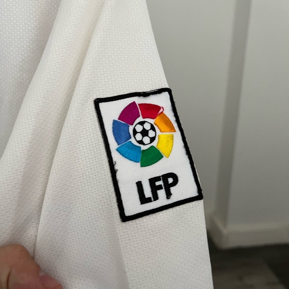 Valencia- Ruben Baraja jersey- number 8 - Picture 3 of 10